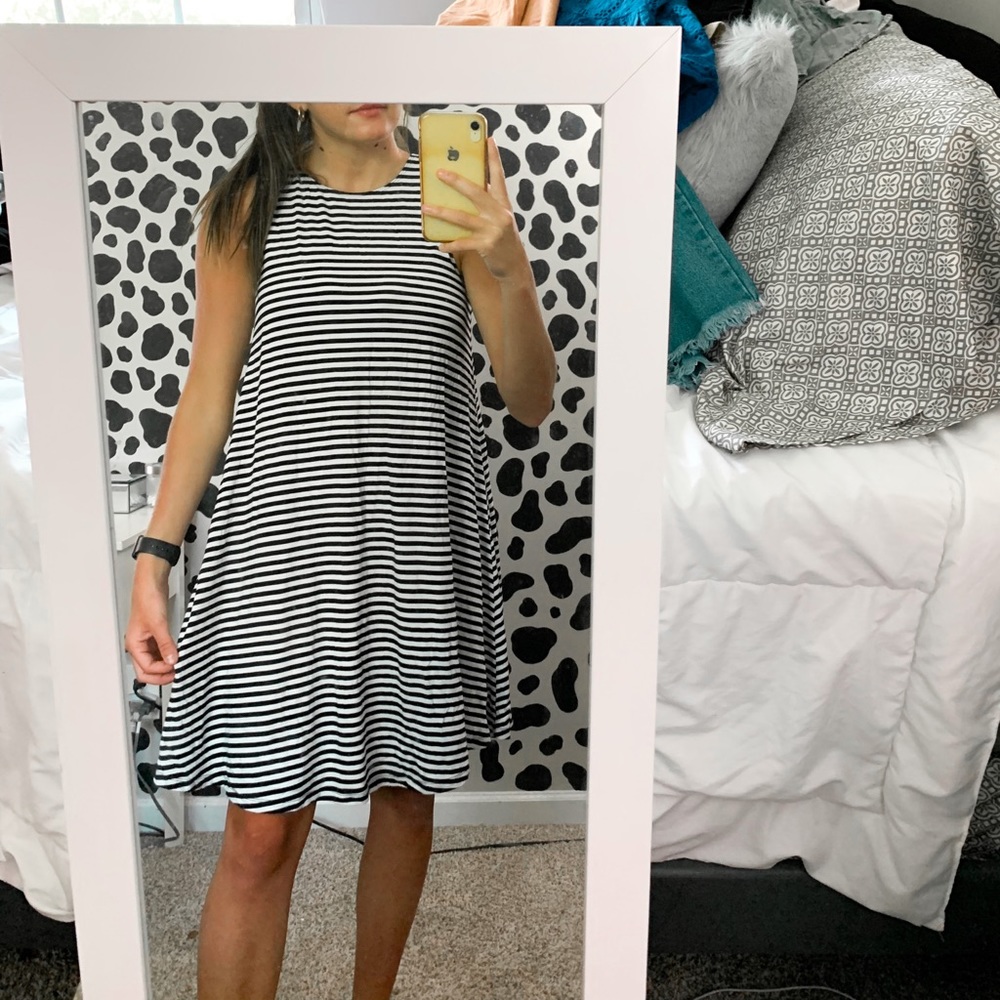 Old Navy Stripe Dress